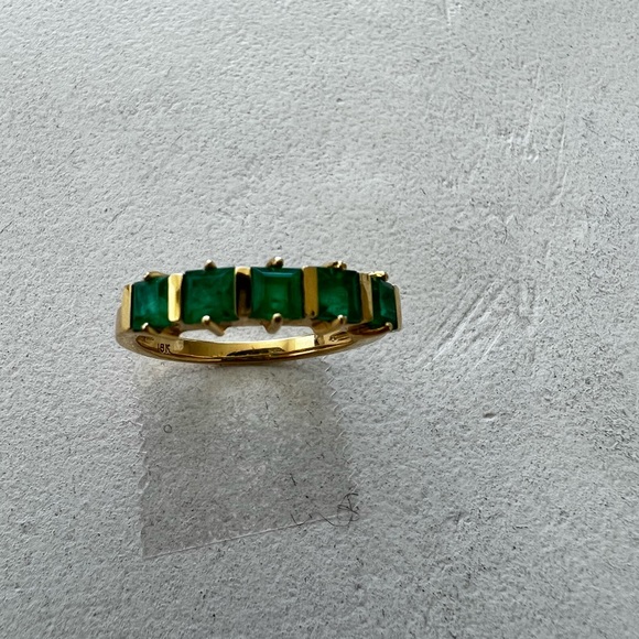 Emerald ring. HALF ETERNITY RINGE 18K YELLOW. - Picture 8 of 14